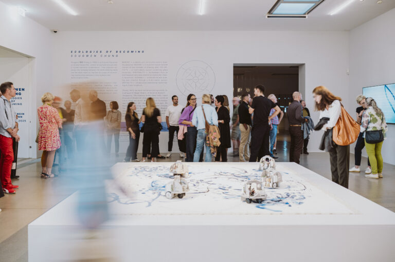 2025_Sougwen_Chung_IPAI_Kunsthalle_02